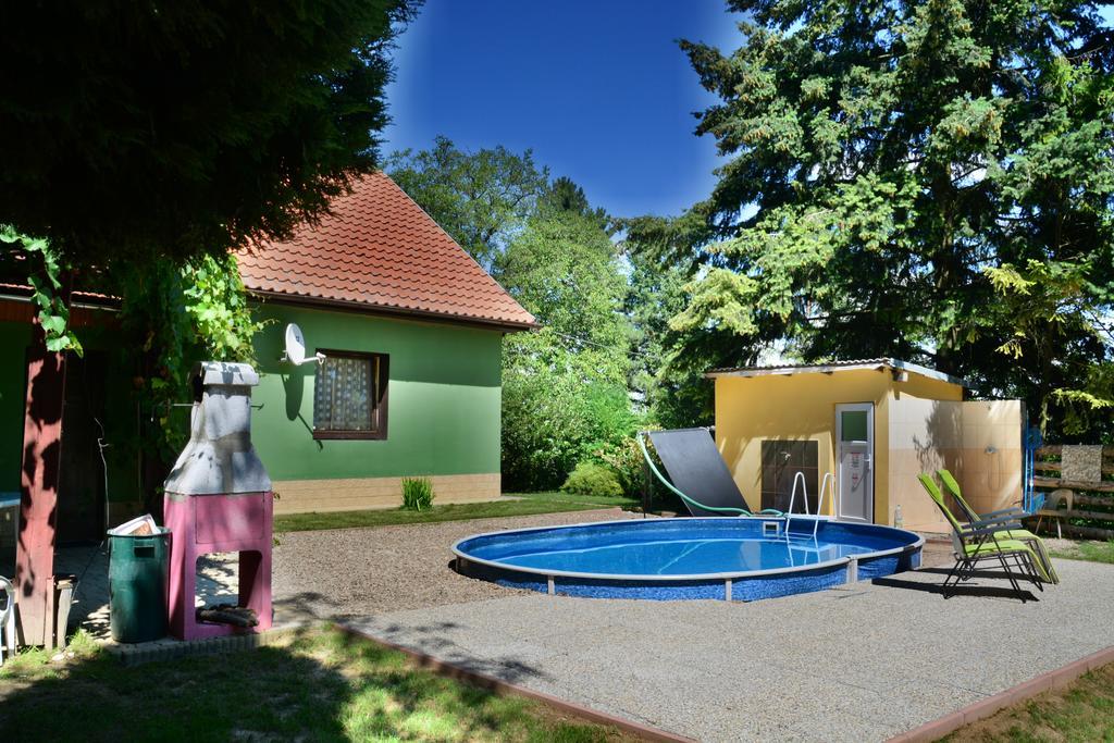 Villa Areal Hradisek Klobouky u Brna Esterno foto